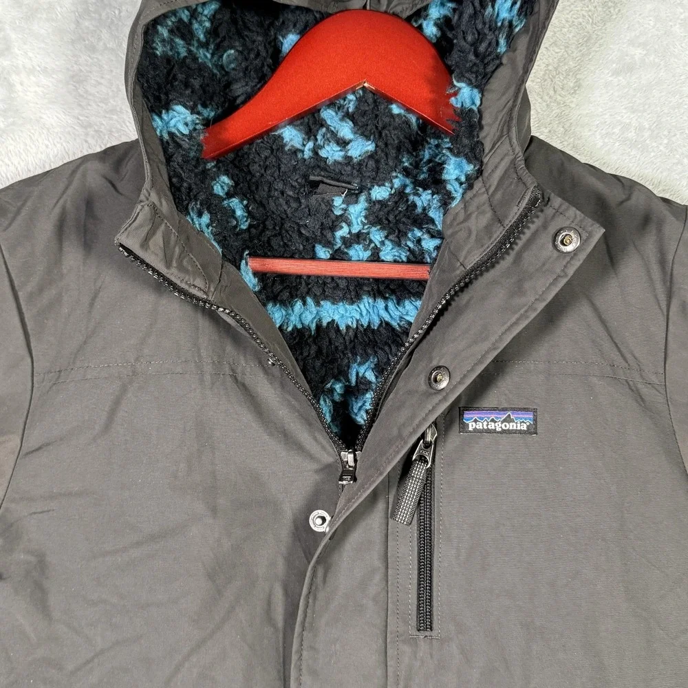 Patagonia Jacket Boys XL 14 Gray Hooded Fleece Lined Insulated Nylon Infurno